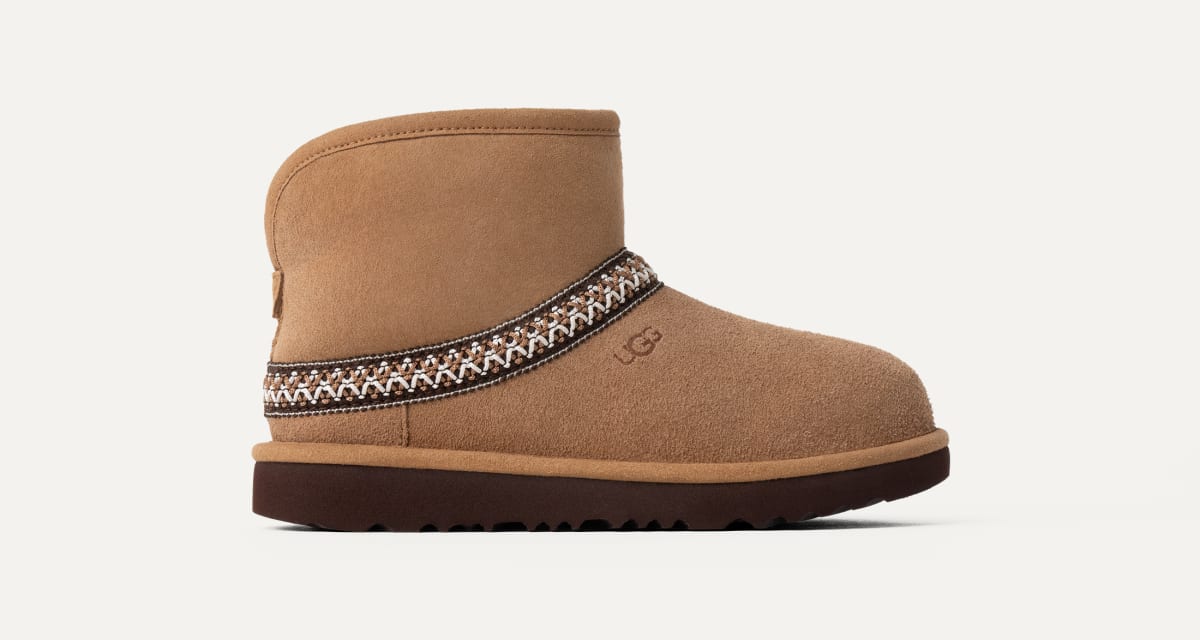 UGG Botte Classic Mini Crescent pour Grand Enfant UGG FR
