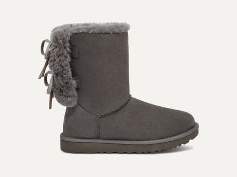 Uggs bailey bow short new arrivals