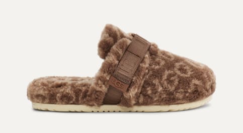 Mens fluffy slides on sale