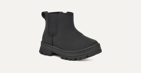 Ugg callum boots junior sales