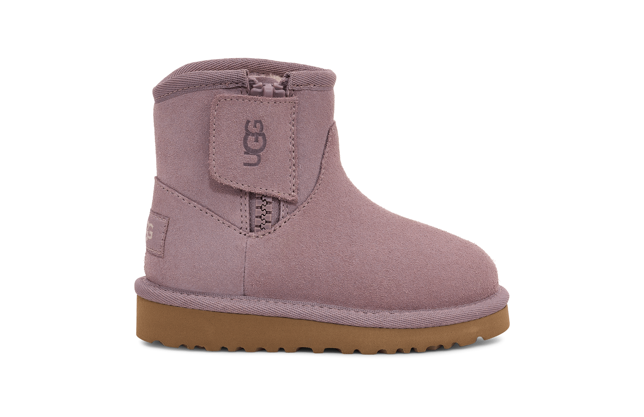 ＠アット＠　UGGキッズブーツ　スニーカーおまとめ ブーツ｜UGG®（アグ）公式サイト