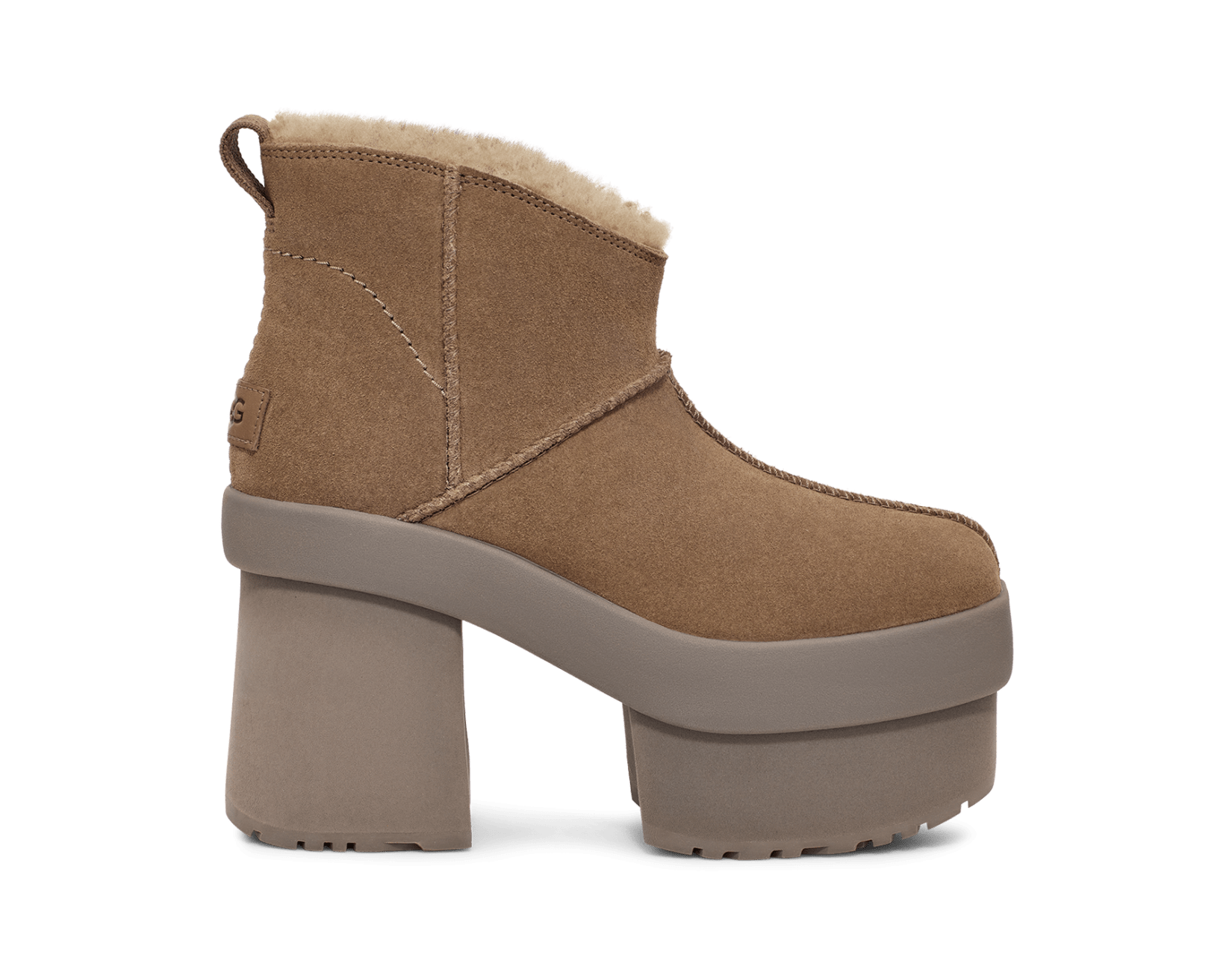 UGG ニューハイツプラットフォームエクストラ UGG ニューハイツプラットフォームエクストラ