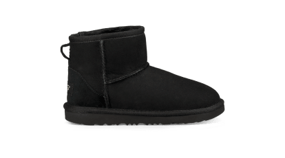Black top uggs boys