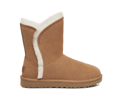 Ugg short discount fur boots