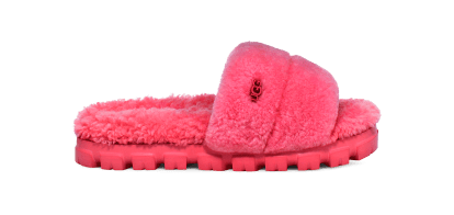 SOLD Ugg slippers size 8 $28 To purchase: online link in bio