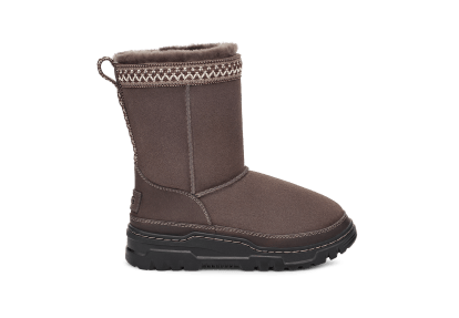 Ugg short turnlock boot hotsell