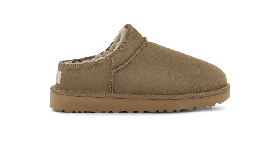 Ugg classic best sale slipper black