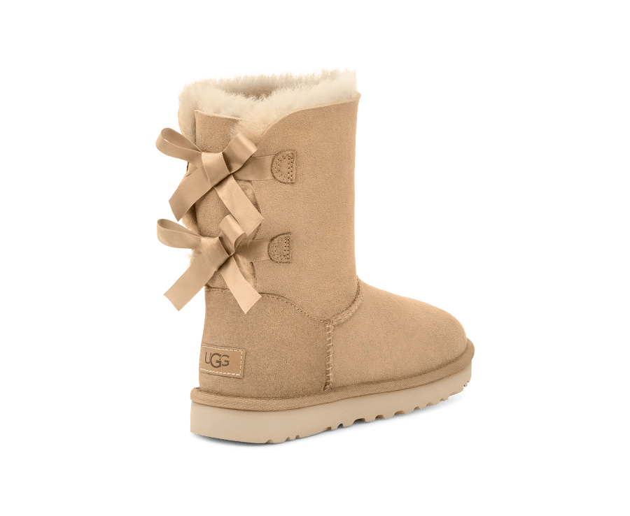 Ugg bailey bow size 2025 9