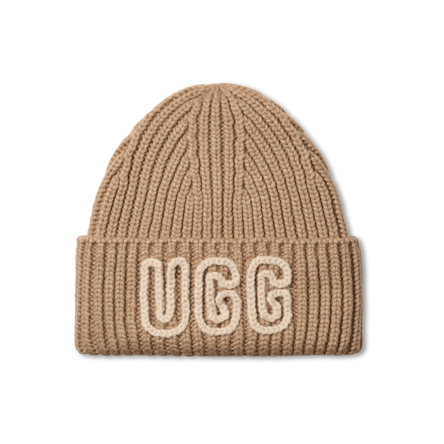 ugg チャンキーリブビーニーロゴ ニット帽 UGG アグ Beanie チャンキーなロゴ付ビーニー！これからの季節に