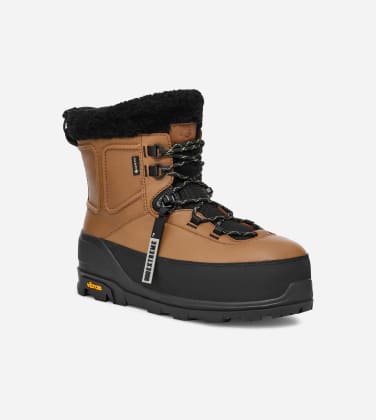 UGG Botte Shasta Mid in Brown, Taille 42, Cuir/Imperméable