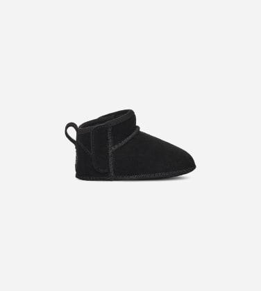 Bottine Classic Ultra Mini pour Grand Enfant in Black, Taille 18, Daim