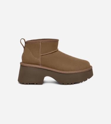 Botte Classic Ultra Mini New Heights pour Femme in Hickory, Taille 36, Daim