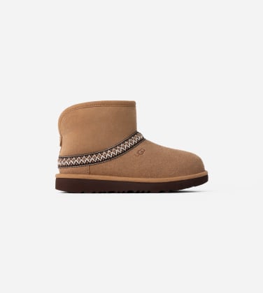 Botte Classic Mini Crescent pour Grand Enfant in Brown, Taille 31, Shearling