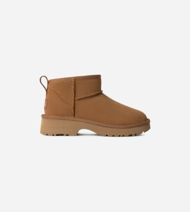 Botte Classic Ultra Mini New Heights pour Grand Enfant in Brown, Taille 33.5, Daim