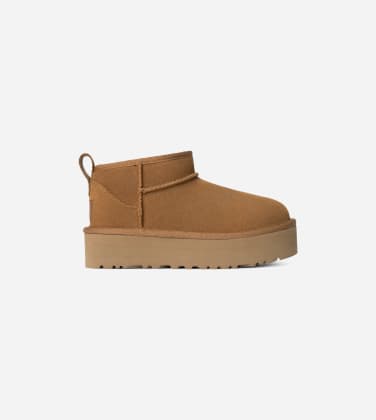 Botte UGG Classic Ultra Mini à plateforme pour enfant in Brown, Taille 35, Daim