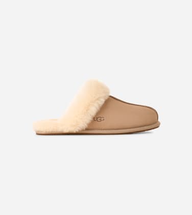 Chausson UGG Scuffette II pour Femme in Beige, Taille 40, Daim