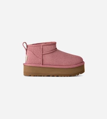 Botte UGG Classic Ultra Mini à plateforme pour enfant in Pink, Taille 32.5, Daim