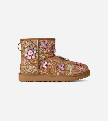 UGG Botte Classic Mini Meadow in Brown, Taille 36, Daim
