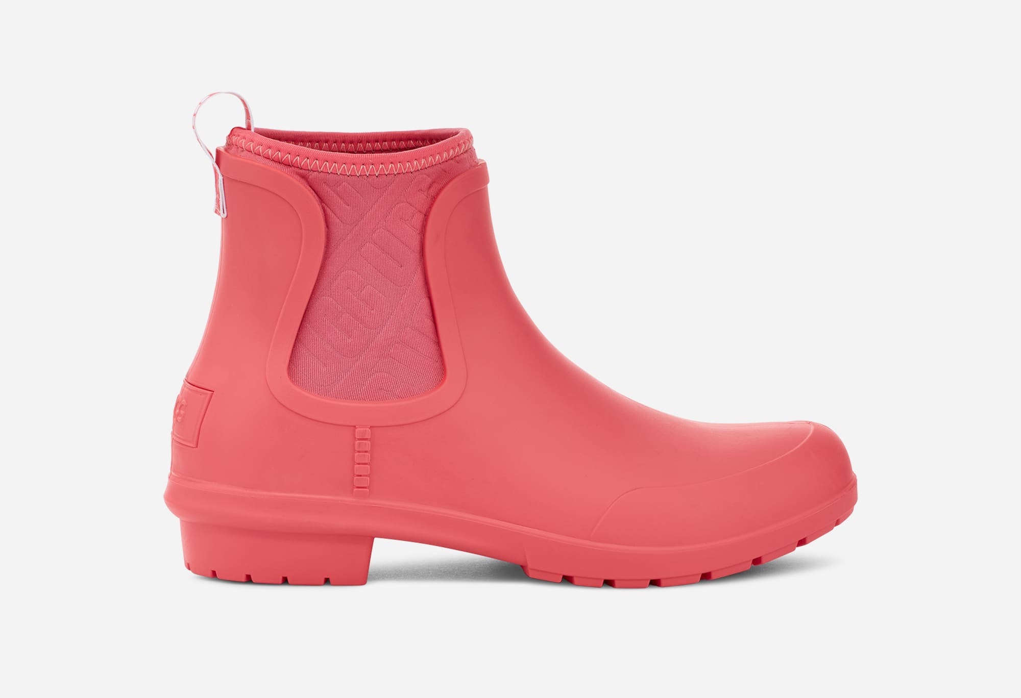 CHELSEA BOOTS