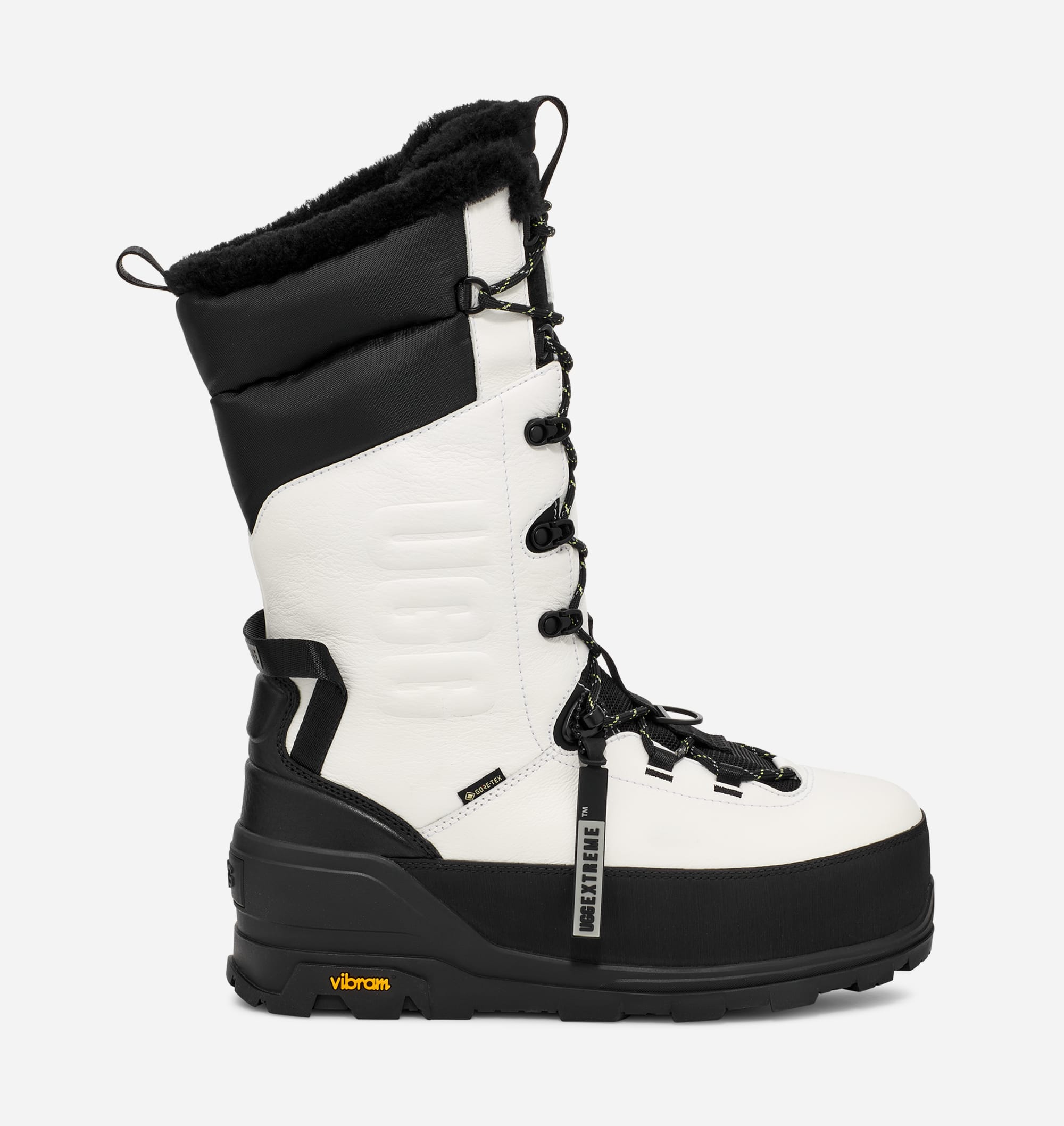 UGG® Shasta Tall-laars in White