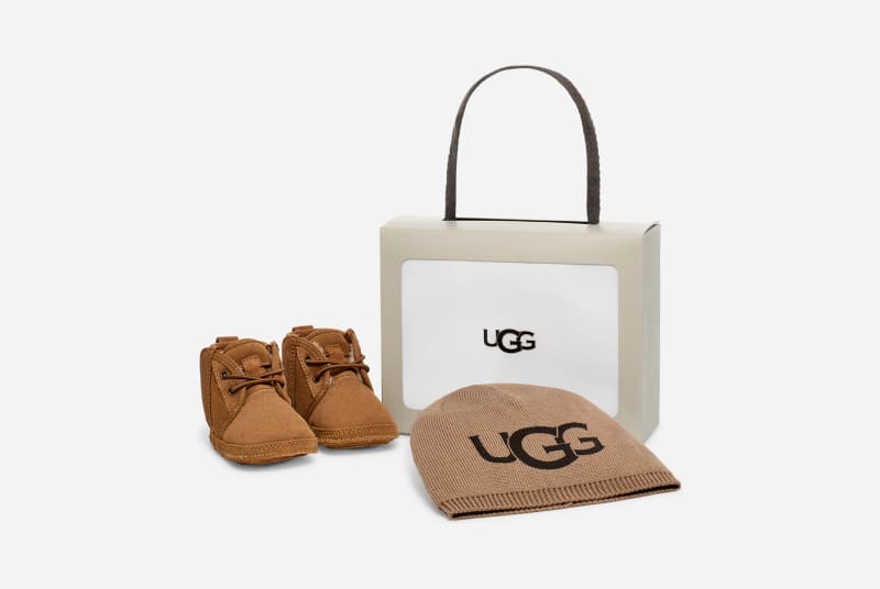 UGG Neumel and Logo Beanie Set for Kids in Brown