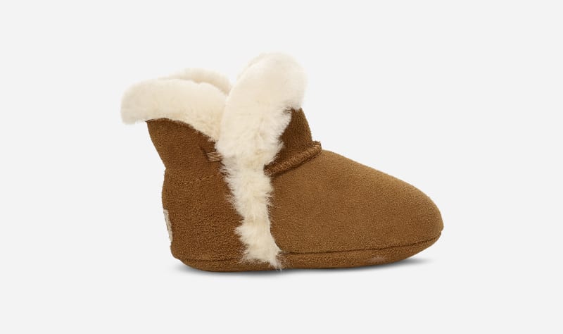 UGG Lassen Bootie for Kids in Brown, Size 0.5, Suede
