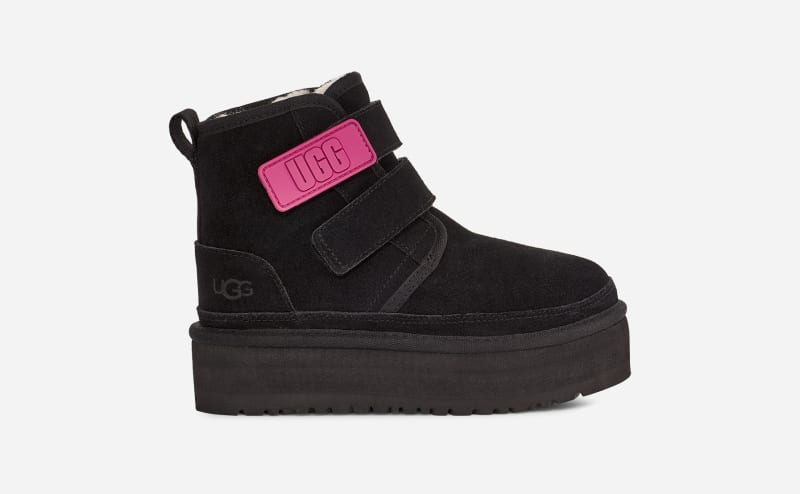 UGG Kids' Neumel Platform Sheepskin Classic Boots in Black