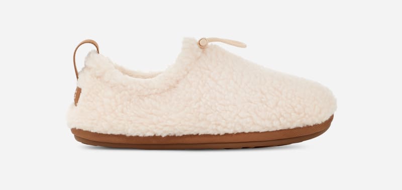 UGG Women's Plushy Slipper Faux Fur/Textile/Recycled Materials Slippers in Natural/ Chestnut