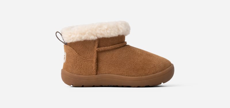 UGG Kinsey Boot