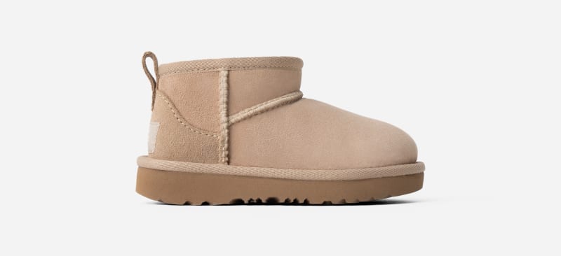 UGG Classic Ultra Mini Boot