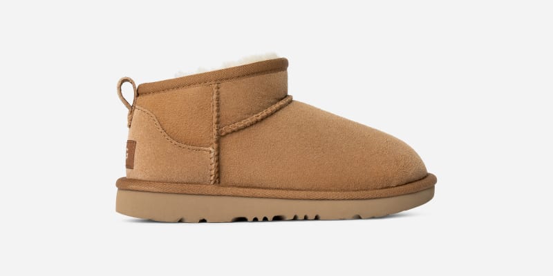UGG Classic Ultra Mini Boot for Kids in Brown, Size 1, Suede/Polyester/Wool