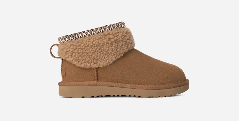 UGG® Classic Ultra M