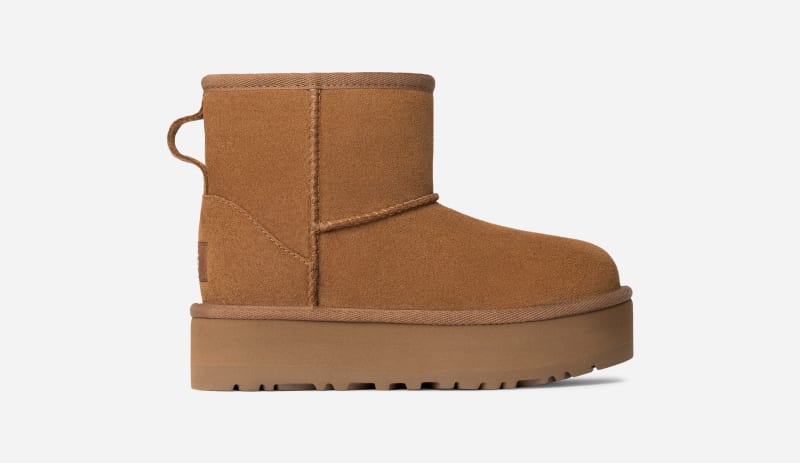 UGG Kids' Classic Mini Platform Boot in Brown, Size 32.5 | Suede