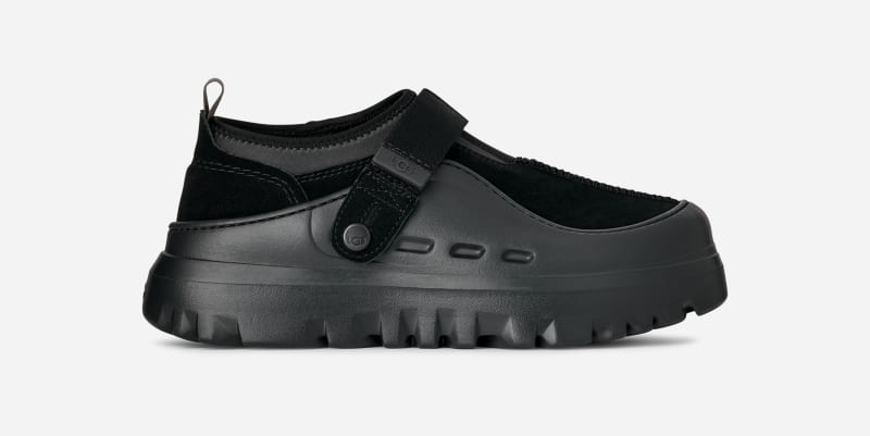 UGG® Men's PeakMod Lowcut Suede Shoes in Black/Black, Size 11