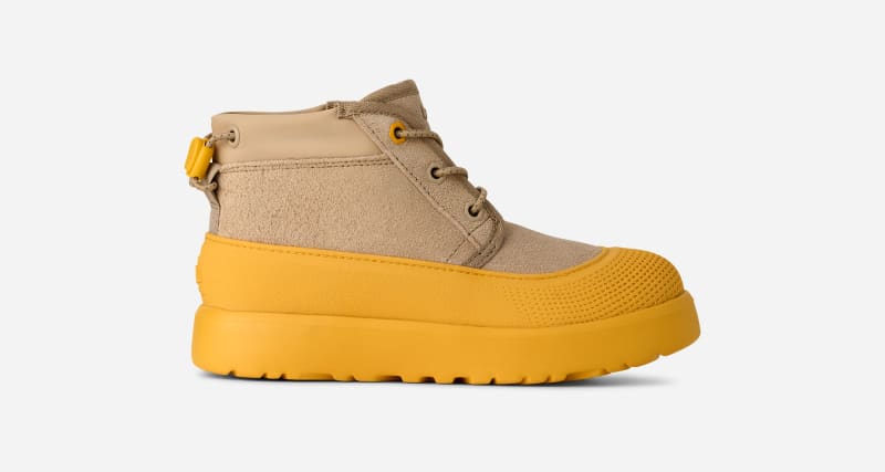 UGG Neumel Weather Hybrid Boot for Kids in Mustard Seed/Summer Wheat, Size 9, Suede/Polyester/Wool