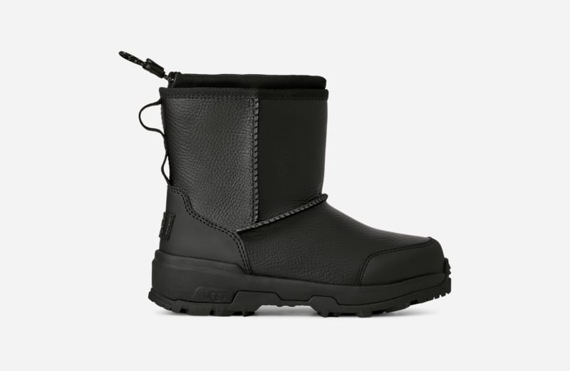 UGG Adirondack Boot XXV Pull-On for Kids in Black, Size 2, Leather/Polyester/Wool