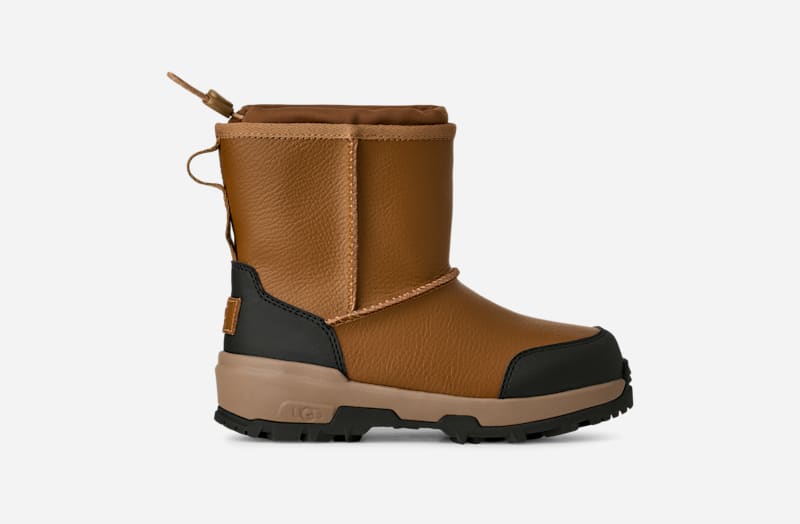 UGG Adirondack Boot XXV Pull-On for Kids in Brown, Size 9, Leather/Polyester/Wool