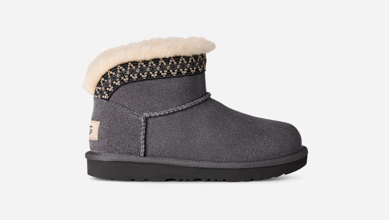 UGG Classic Ultra Mini Taslyn Boot in Grey, Maat 31, Suede