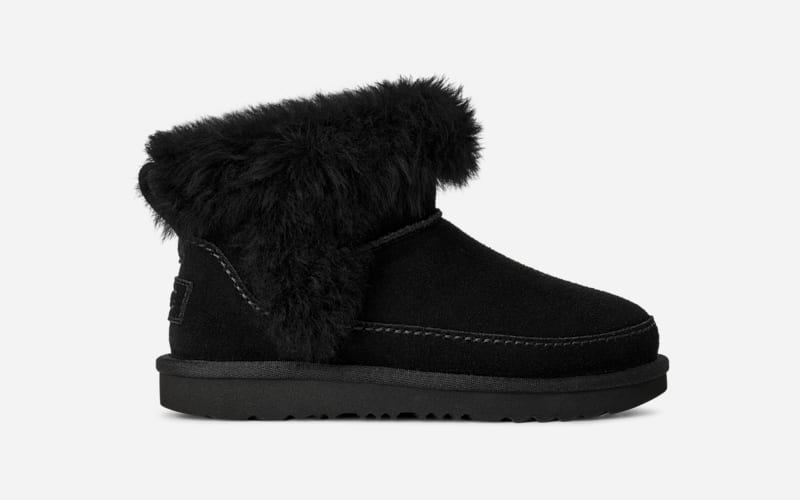 UGG Classic Ultra Mini Chalet Boot for Kids in Black, Size 2, Suede/Polyester/Wool