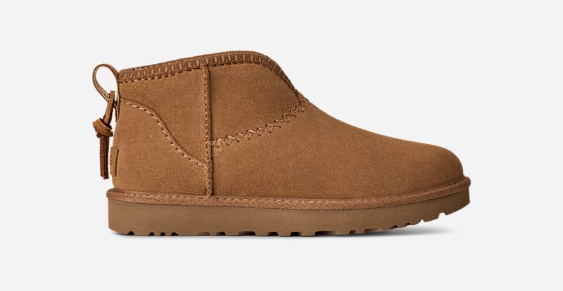 UGG Classic Ultra Mini Elaria laars in Brown, Maat 39, Suede