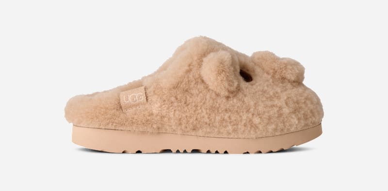 UGG Classic Slip-On Pooch for Kids in Sand Castle, Size 2, Shearling/Wool