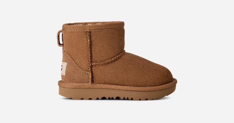 UGG Stivali Classic Mini II in Brown, Taglia 23.5, Pelle Di Pecora