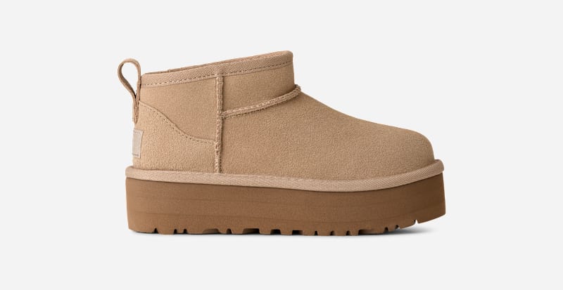 UGG Classic Ultra Mini Platform-laars voor kinderen in Beige, Maat 31, Suede