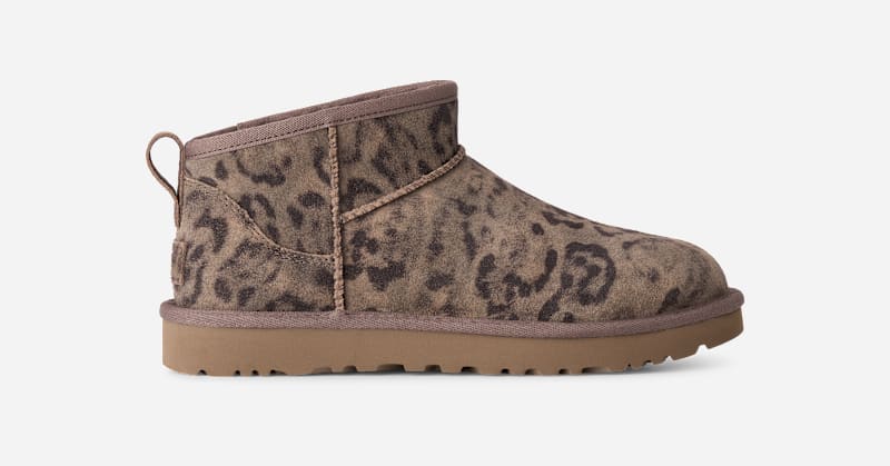 Classic Ultra Mini Spotted Classic Boots