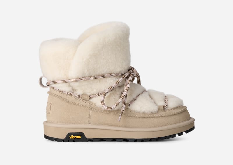 UGG Classic Tread Fluffed Boot Sheepskin