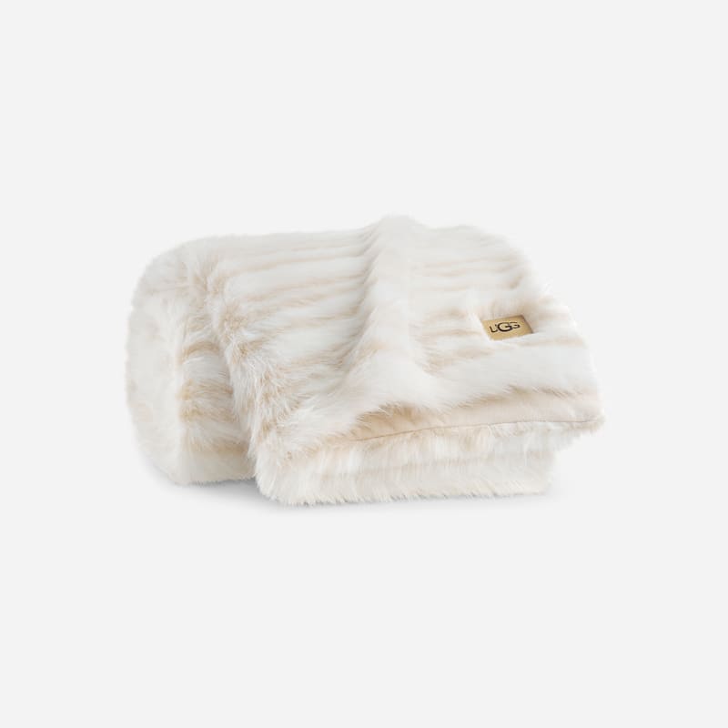Ugg ® Petra Throw 50"x70" Blankets In Snow