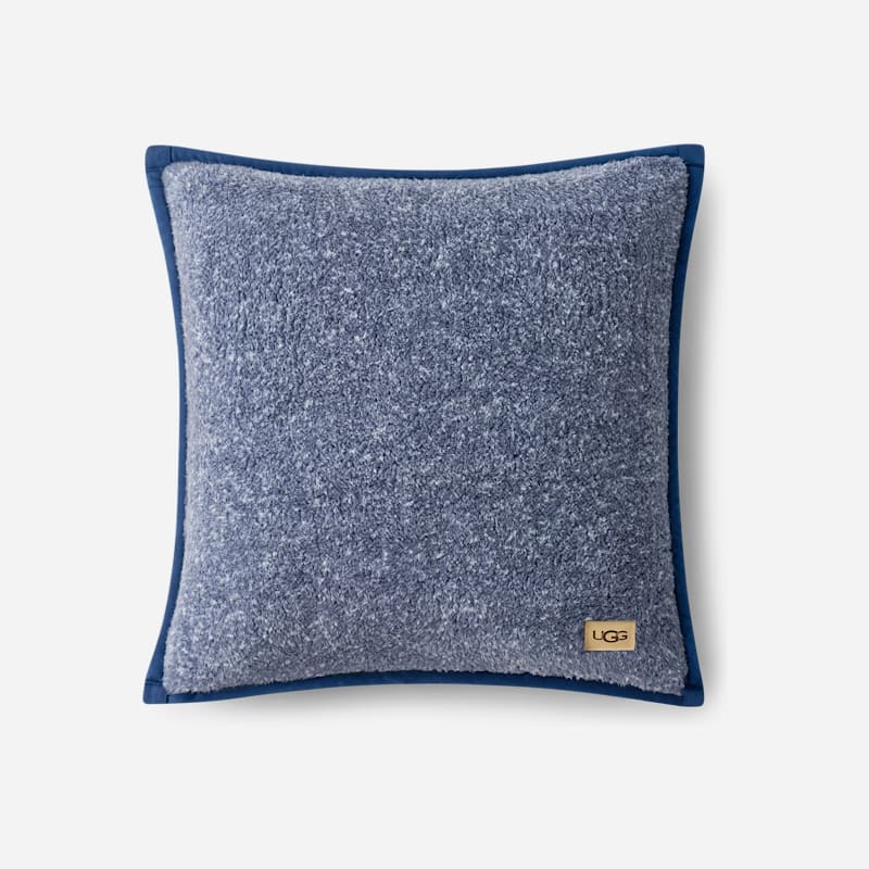 Classic UGG®fluff Pillow 2 Pack Polyester Pillows