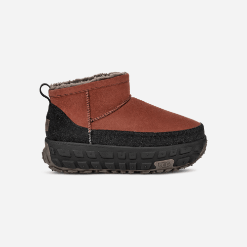 UGG Venture Daze Ultra Mini Boot for Men in Red Jasper/Black