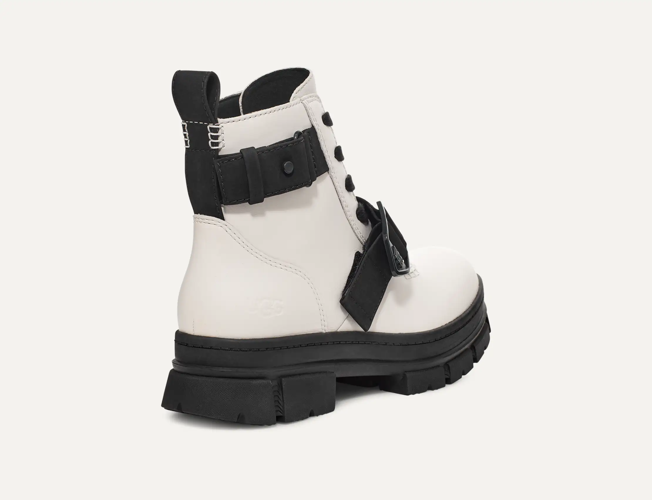 大人気 ★ UGG ★ Ashton Lace Up 防水 レザー ブーツ ★ 送料込 UGG Ashton Lace Up Boot for Women | UGG® UK