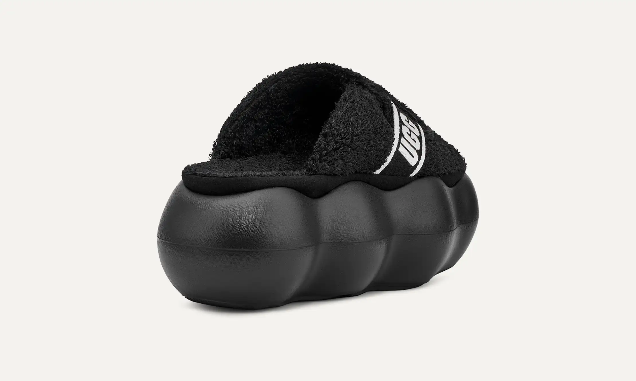 【関税&送料込】UGG Sandals Black Sandals Ugg Black size 37 EU in Plastic - 36305440